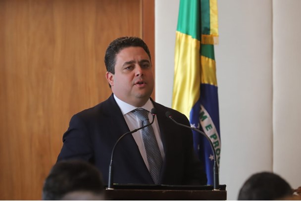 Deu na Mídia: Felipe Santa Cruz defende aprovação das dez medidas contra a corrupção