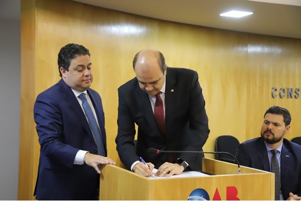 Ex-ministros do Trabalho entendem que manutenção de direitos é fundamental para o país sair da crise