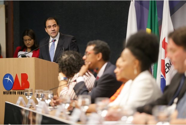 OAB lança curso sobre julgamento com perspectiva racial e reforça compromisso no combate ao racismo