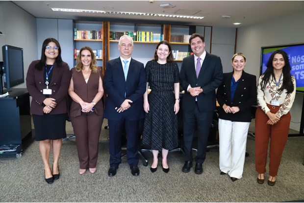 OAB Nacional e Enamat discutem parceria para fortalecer formação da advocacia trabalhista